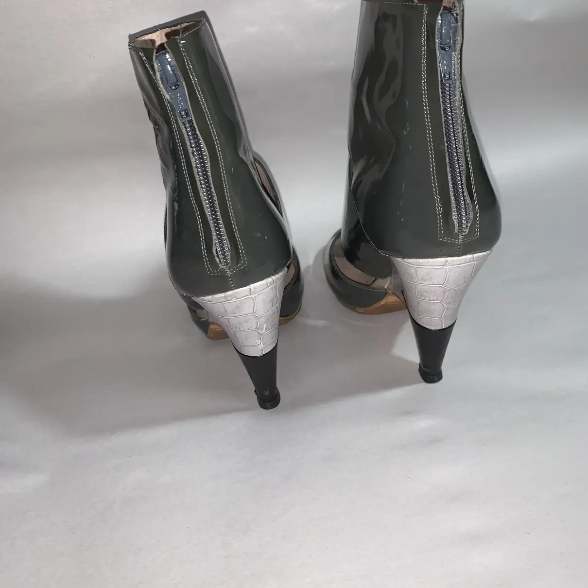 Patent leather ankle boots Chloé