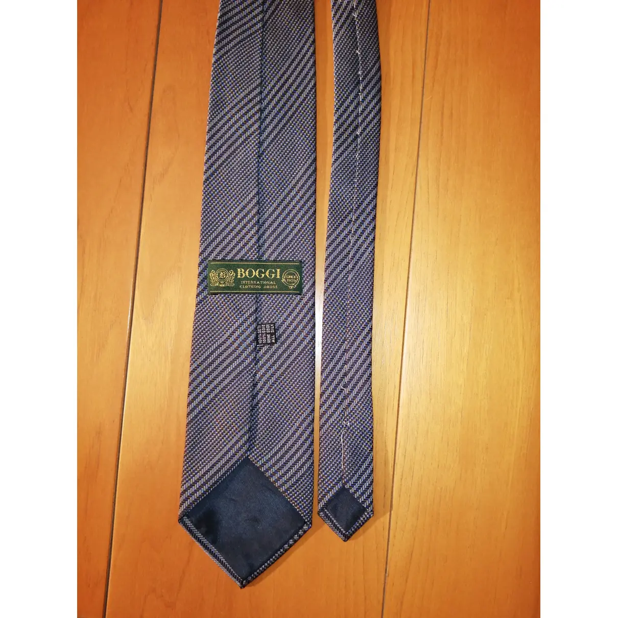 Buy Boggi Silk tie online