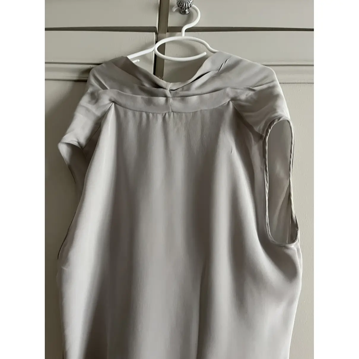 Buy Elie Tahari Silk blouse online