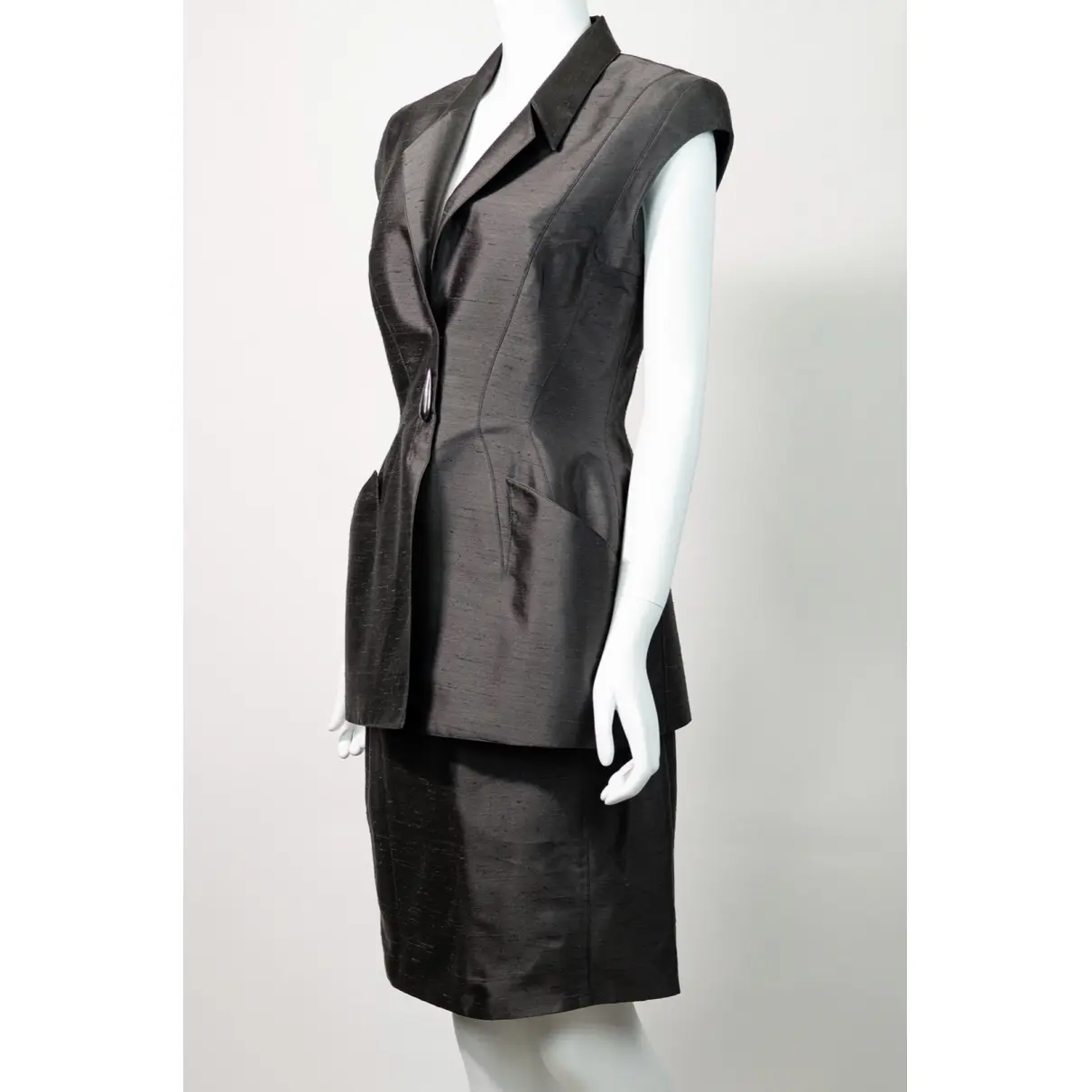 Buy Thierry Mugler Silk suit jacket online - Vintage
