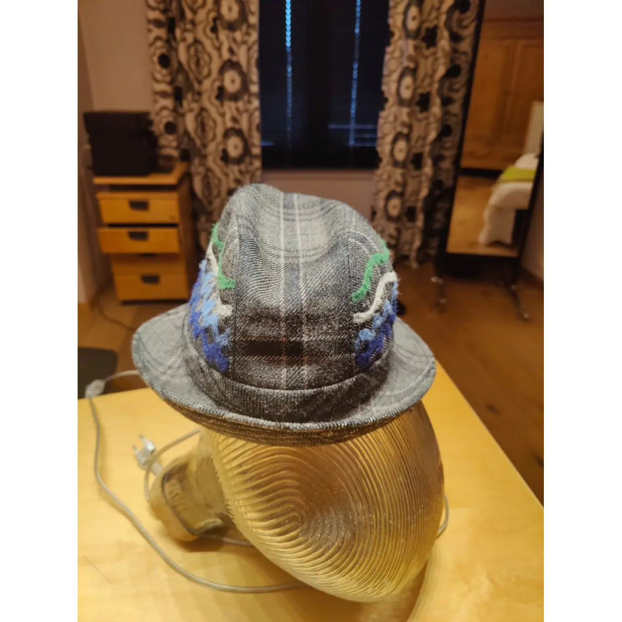 Luxury Comme Des Garcons Hats & pull on hats Men
