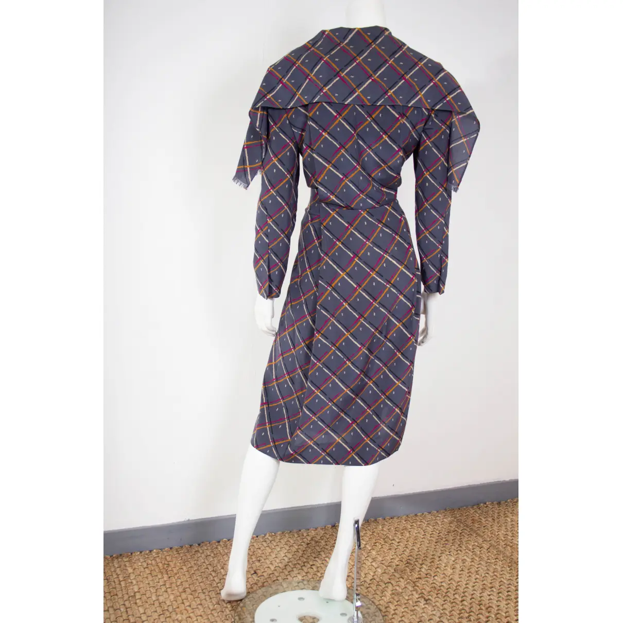 Wool mid-length dress Jean Patou - Vintage