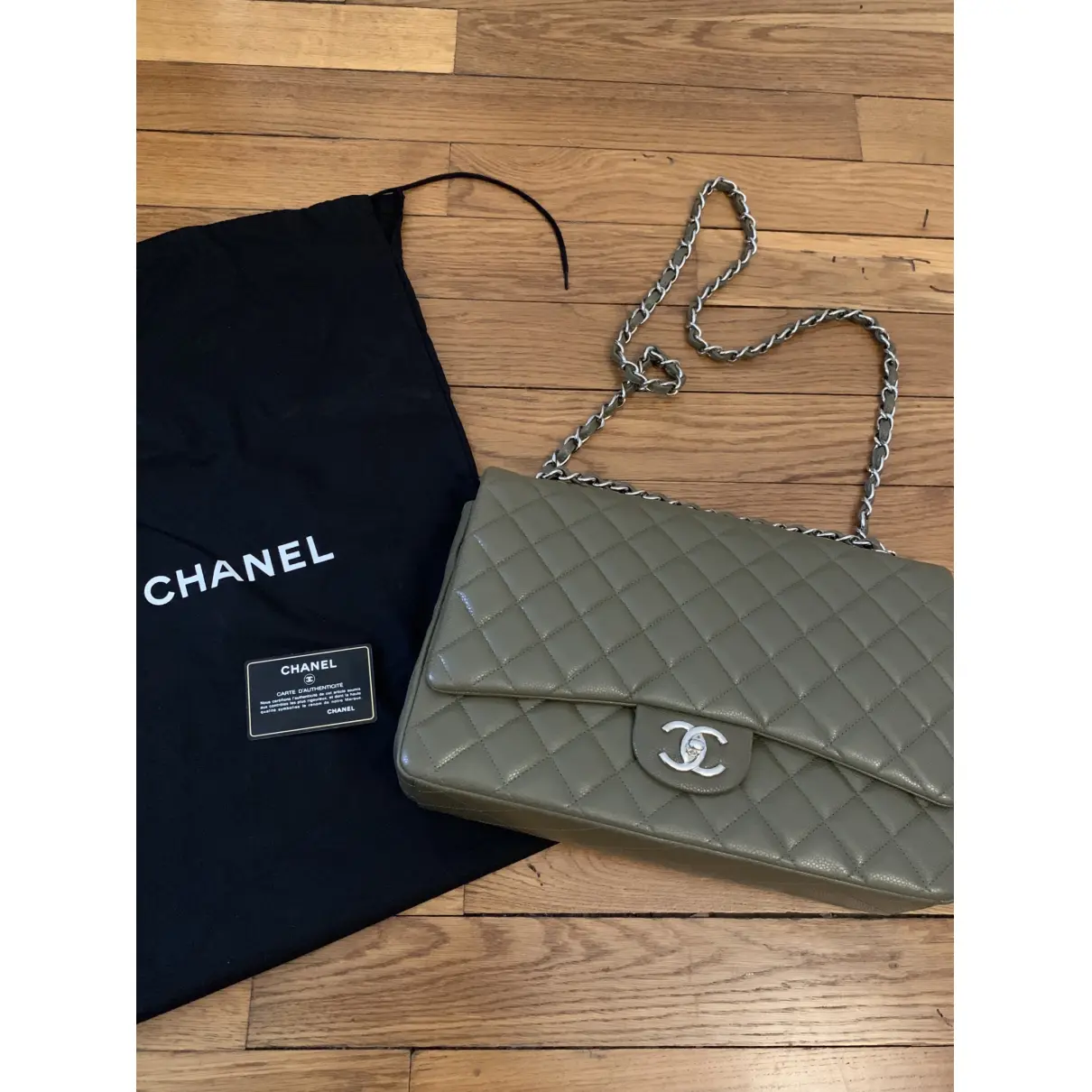 Timeless/Classique leather crossbody bag Chanel