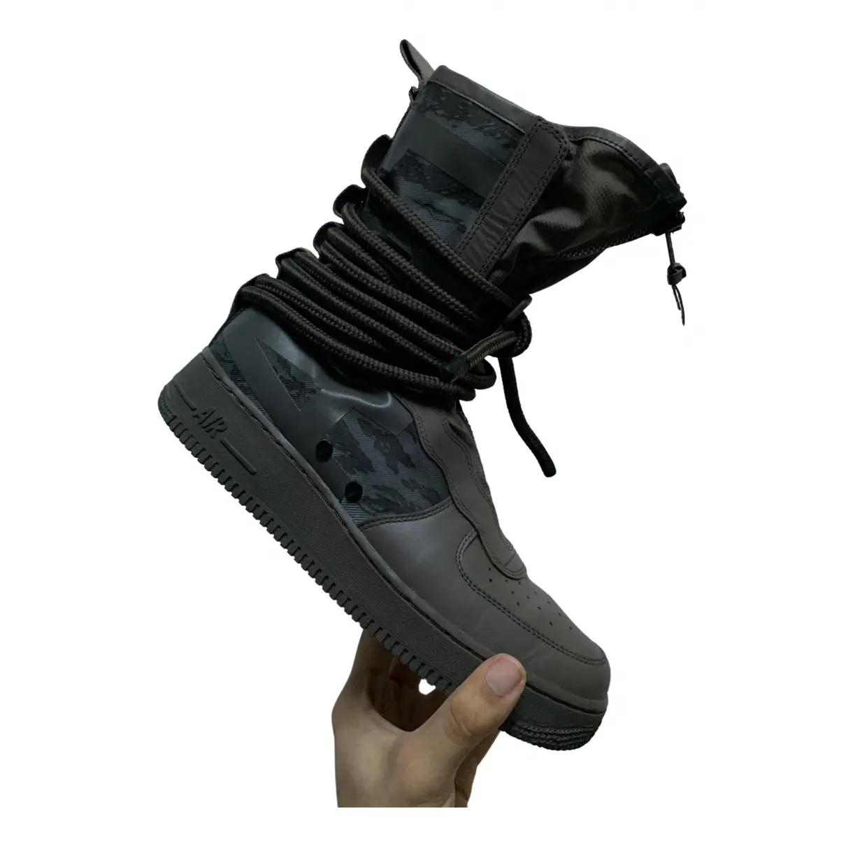 Air Force 1 boots Nike