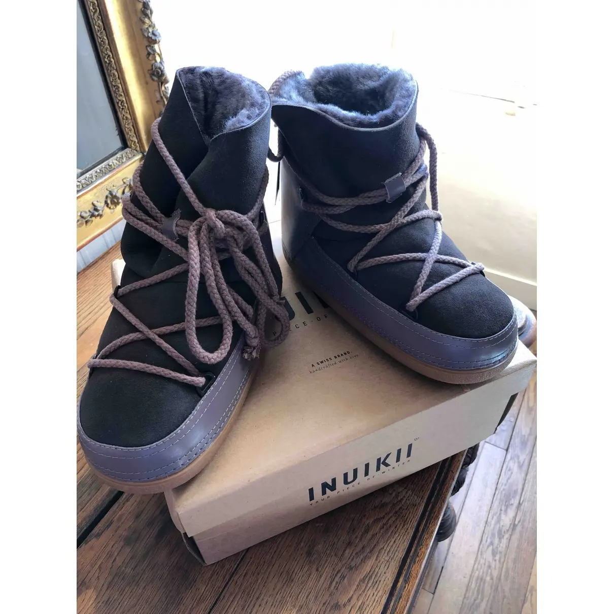 Inuikii Leather snow boots for sale
