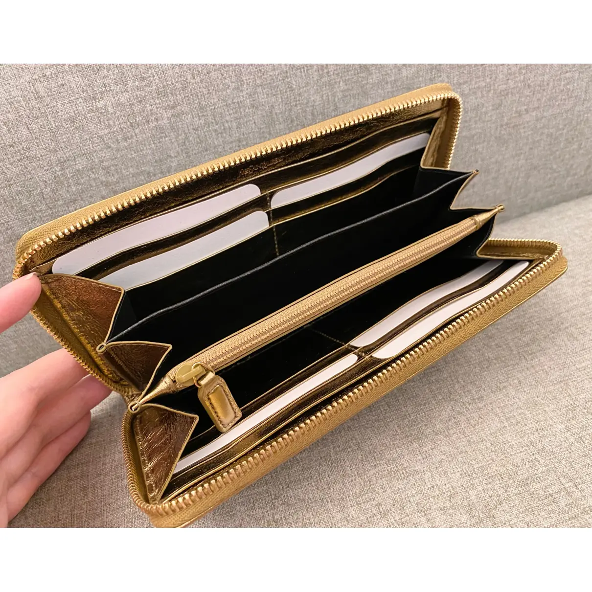 Belle de Jour leather wallet Yves Saint Laurent