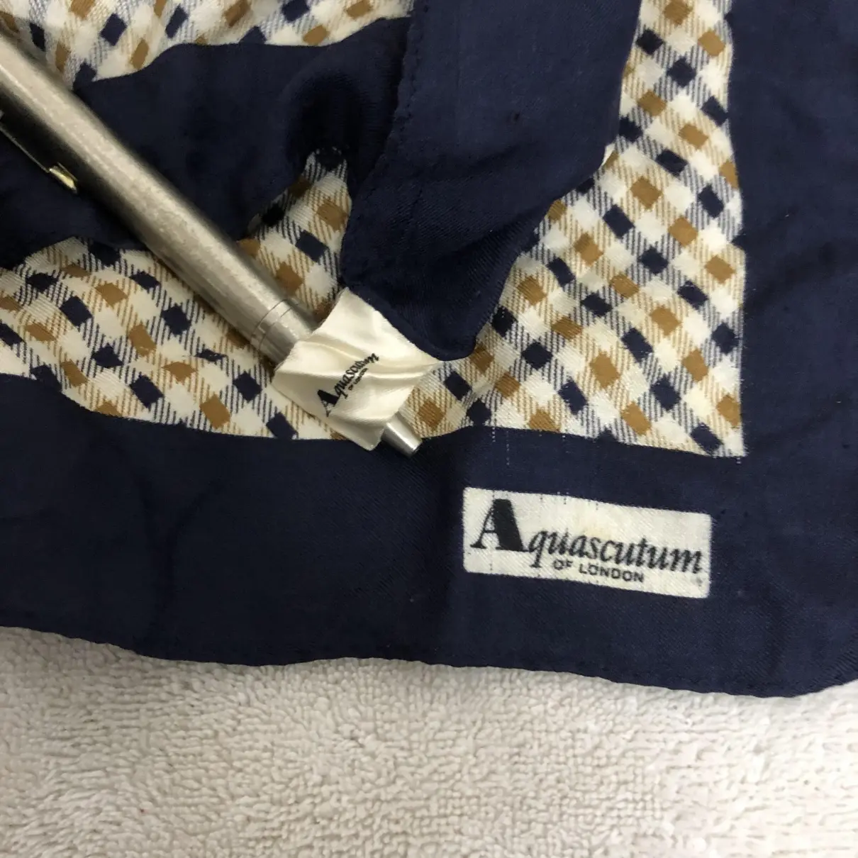 Luxury Aquascutum Silk handkerchief Women