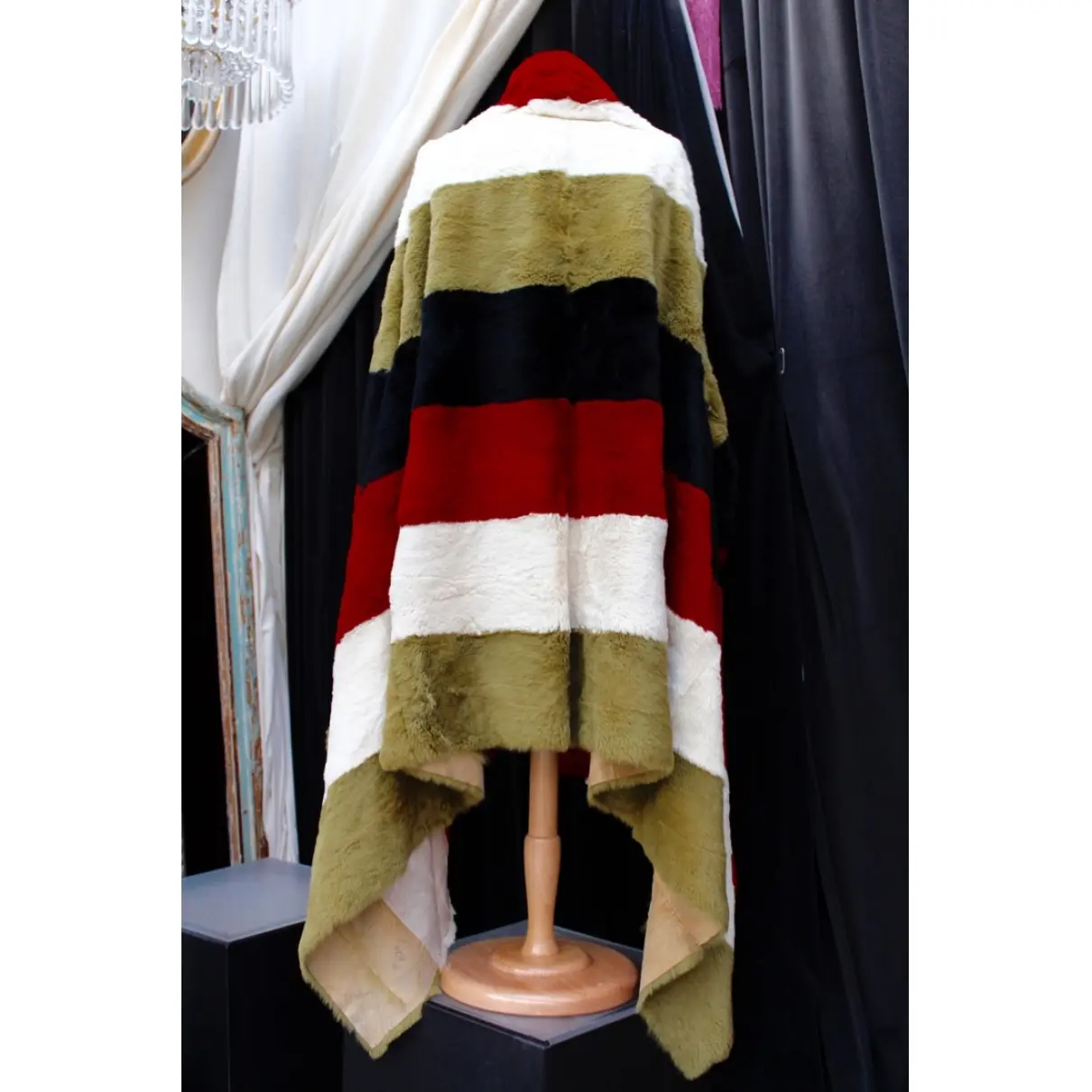 Buy Jean Paul Gaultier Beaver coat online - Vintage