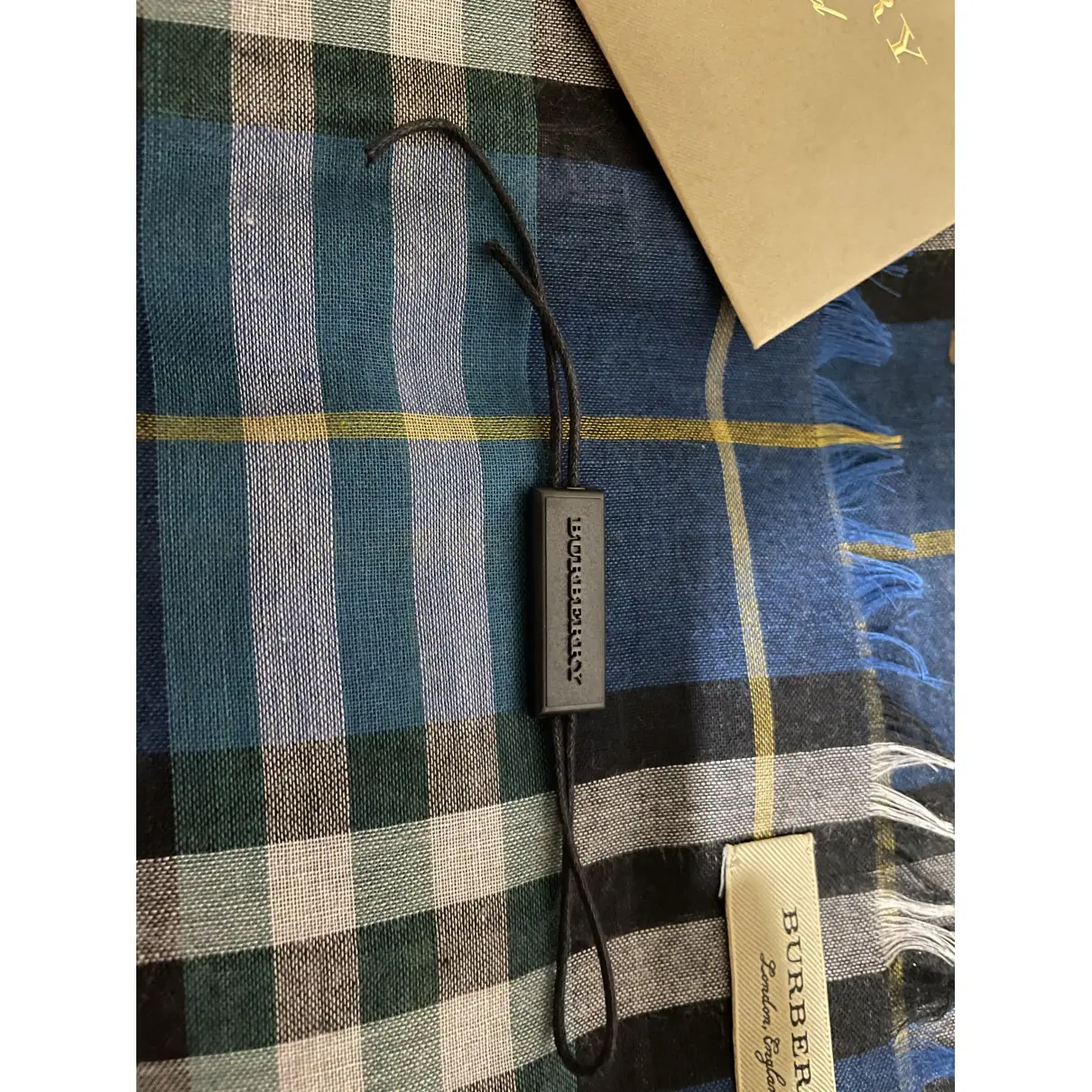 Buy Burberry Scarf & pocket square online
