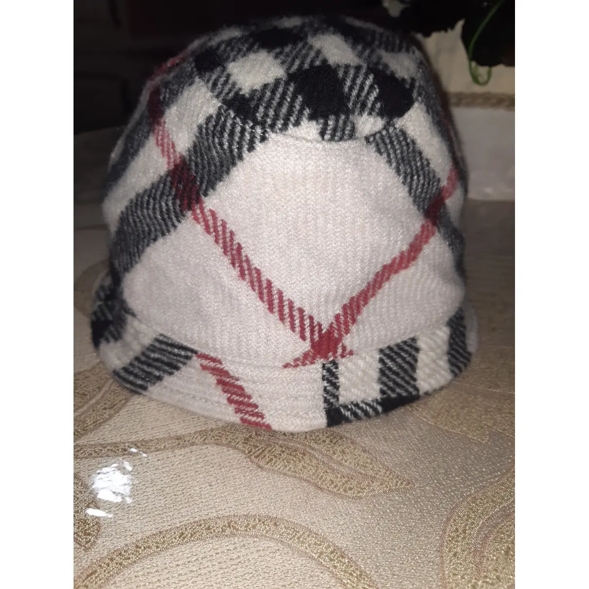Buy Burberry Cashmere hat online