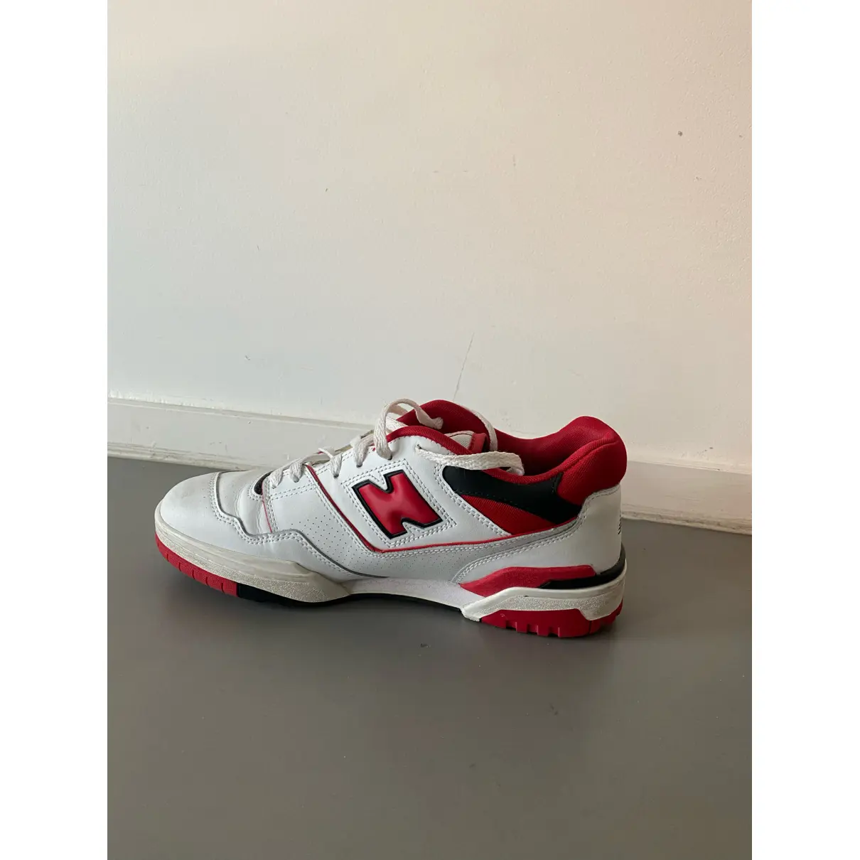 Buy New Balance 550 cloth trainers online