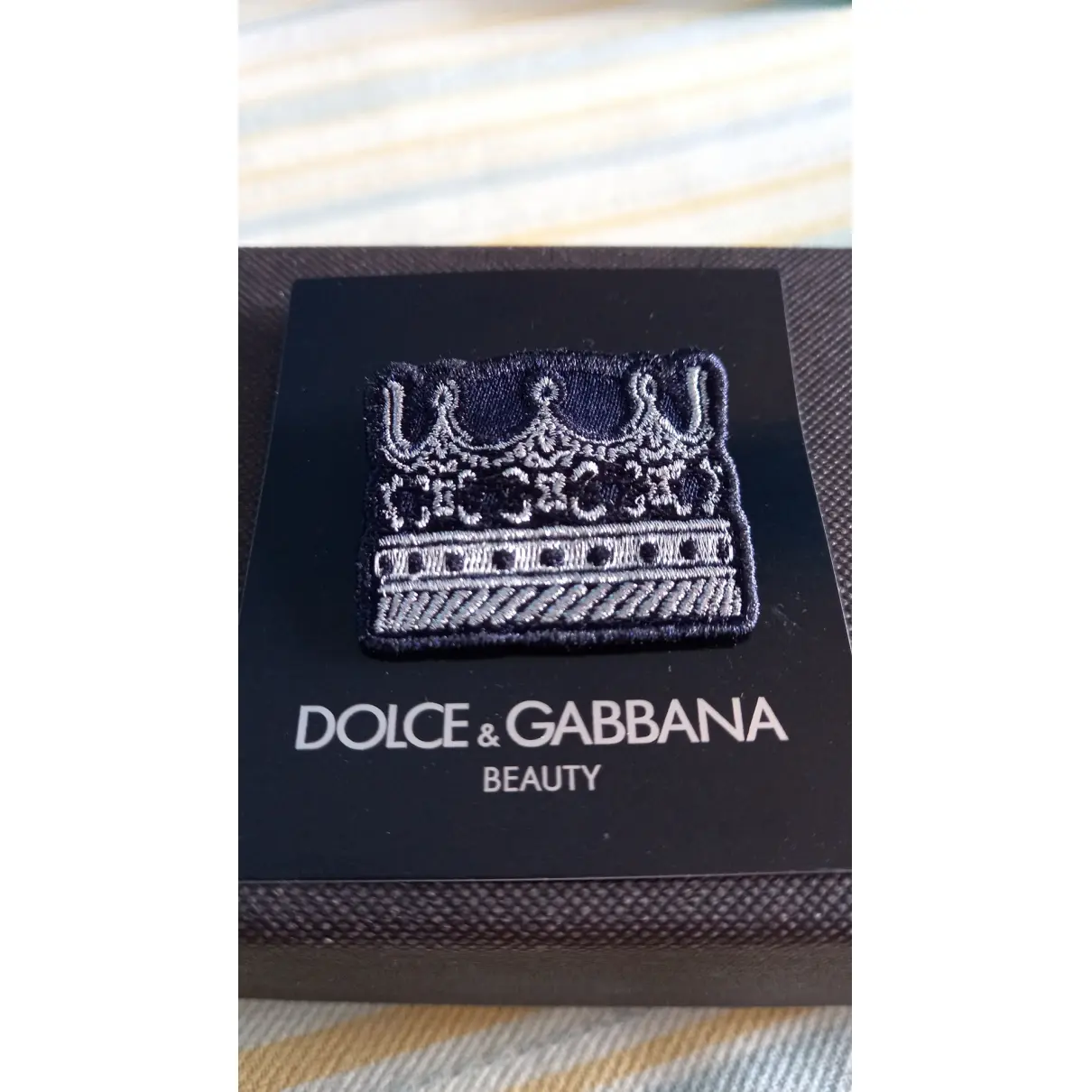 Buy Dolce & Gabbana Cloth pin & brooche online