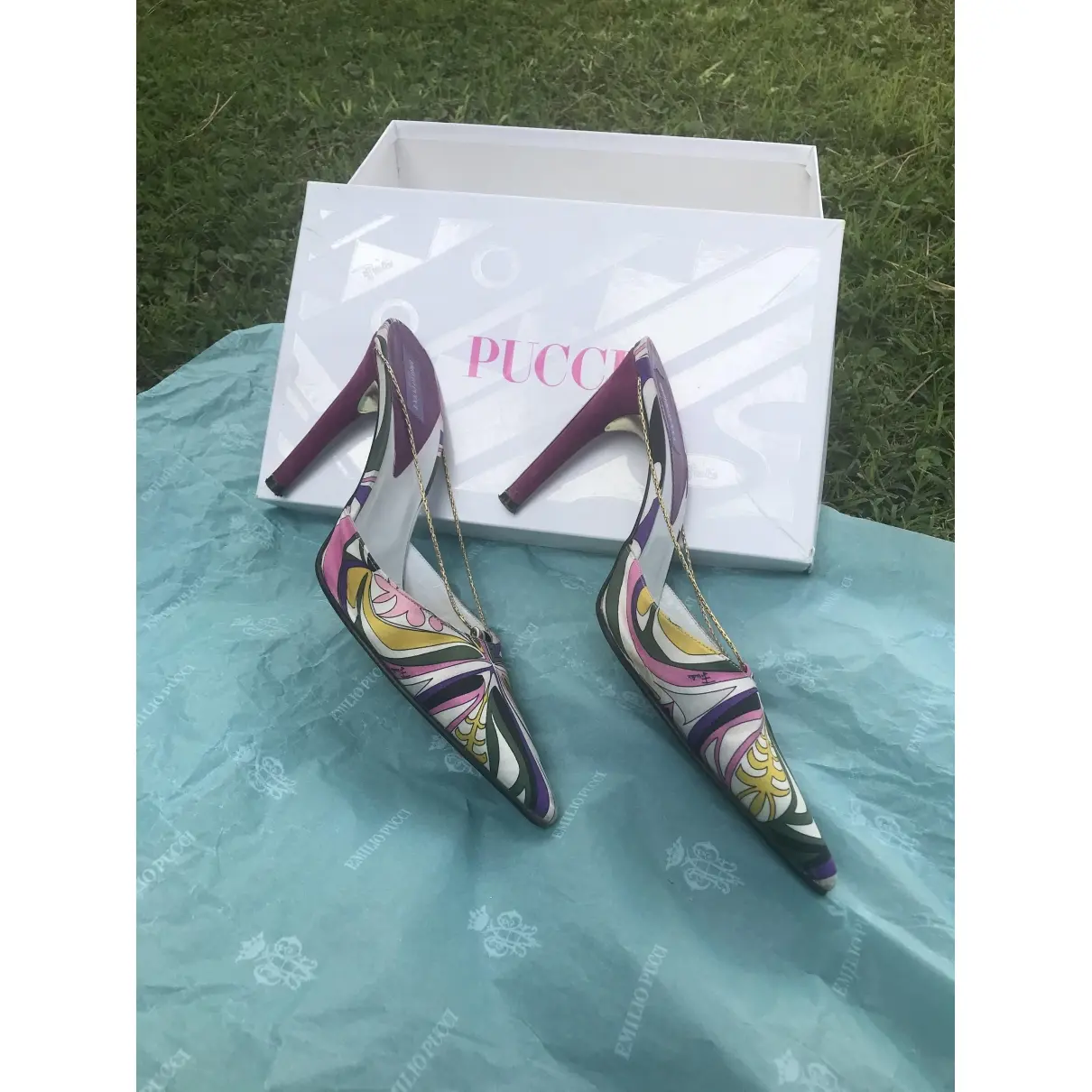 Cloth heels Emilio Pucci