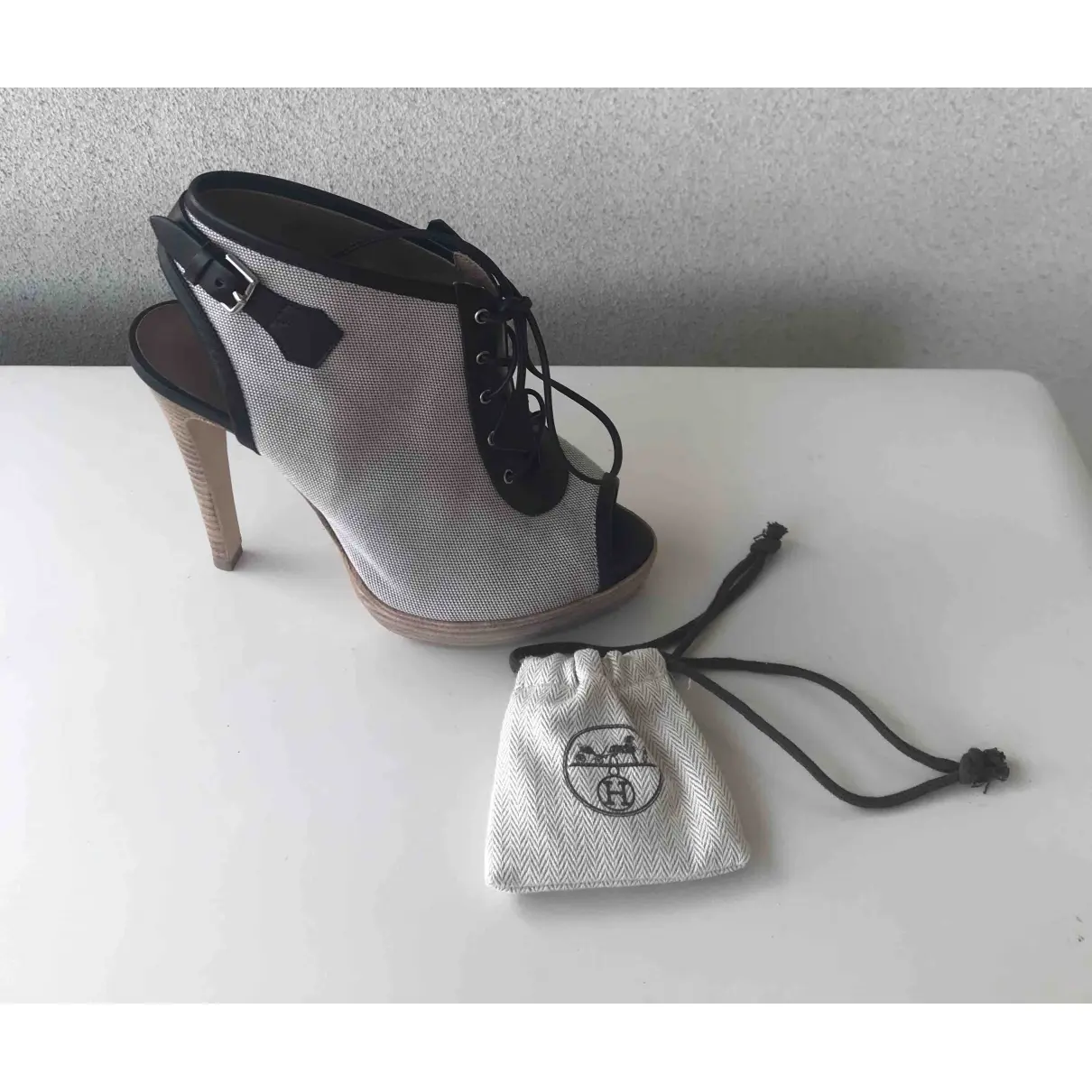 Hermès Cloth heels for sale