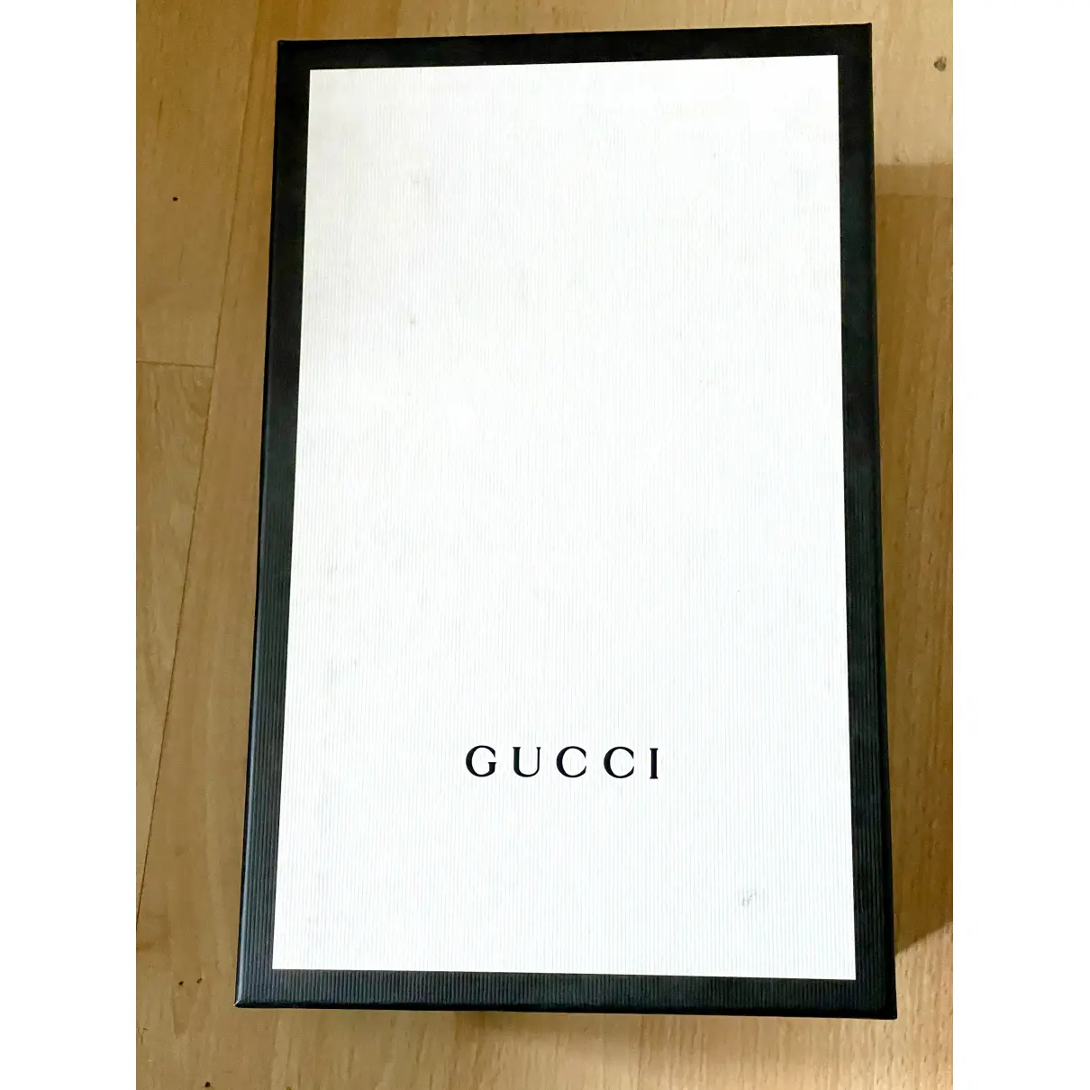 Jordaan cloth flats Gucci