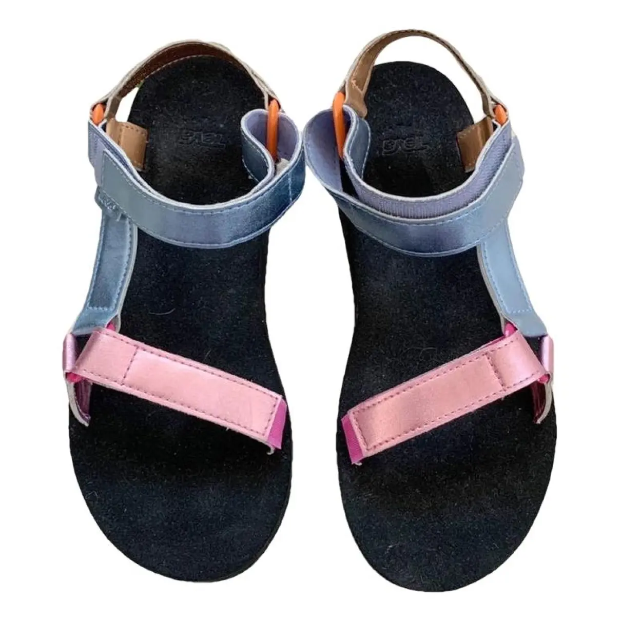 Cloth sandal