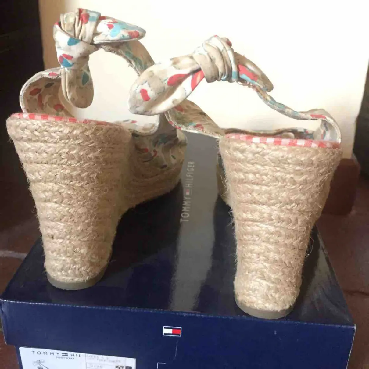 Luxury Tommy Hilfiger Sandals Women