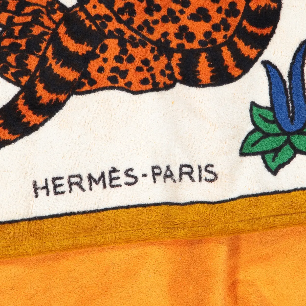 Buy Hermès Lifestyle online