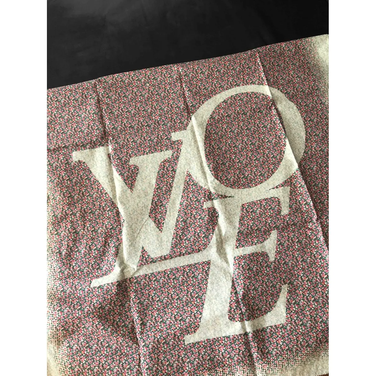 Buy Louis Vuitton Neckerchief online