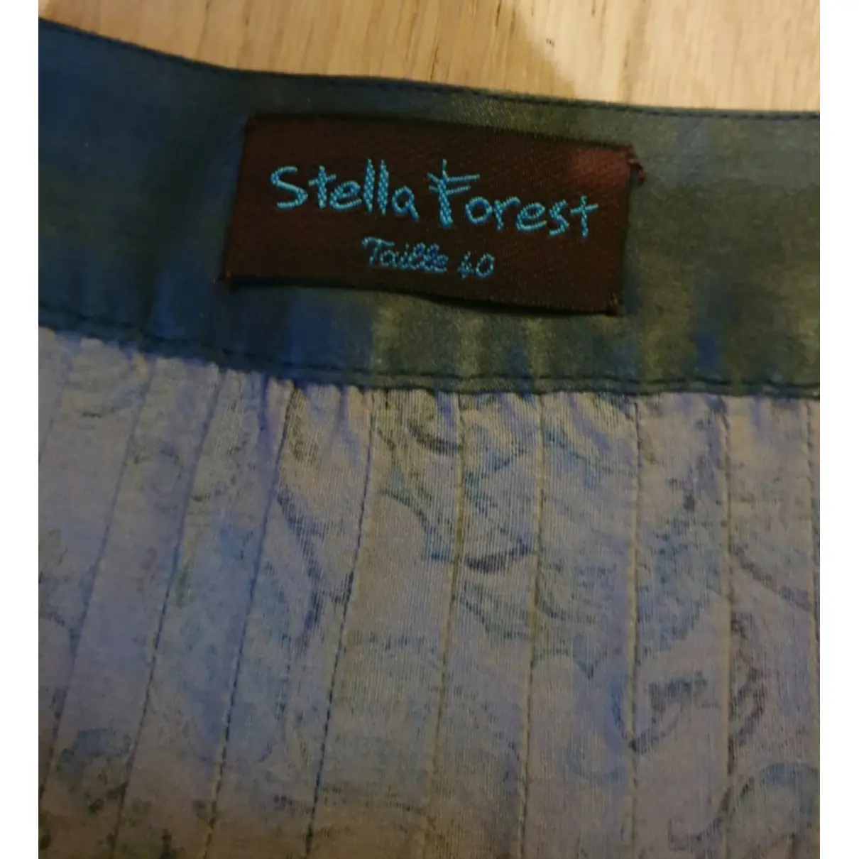Mid-length skirt Stella Forest