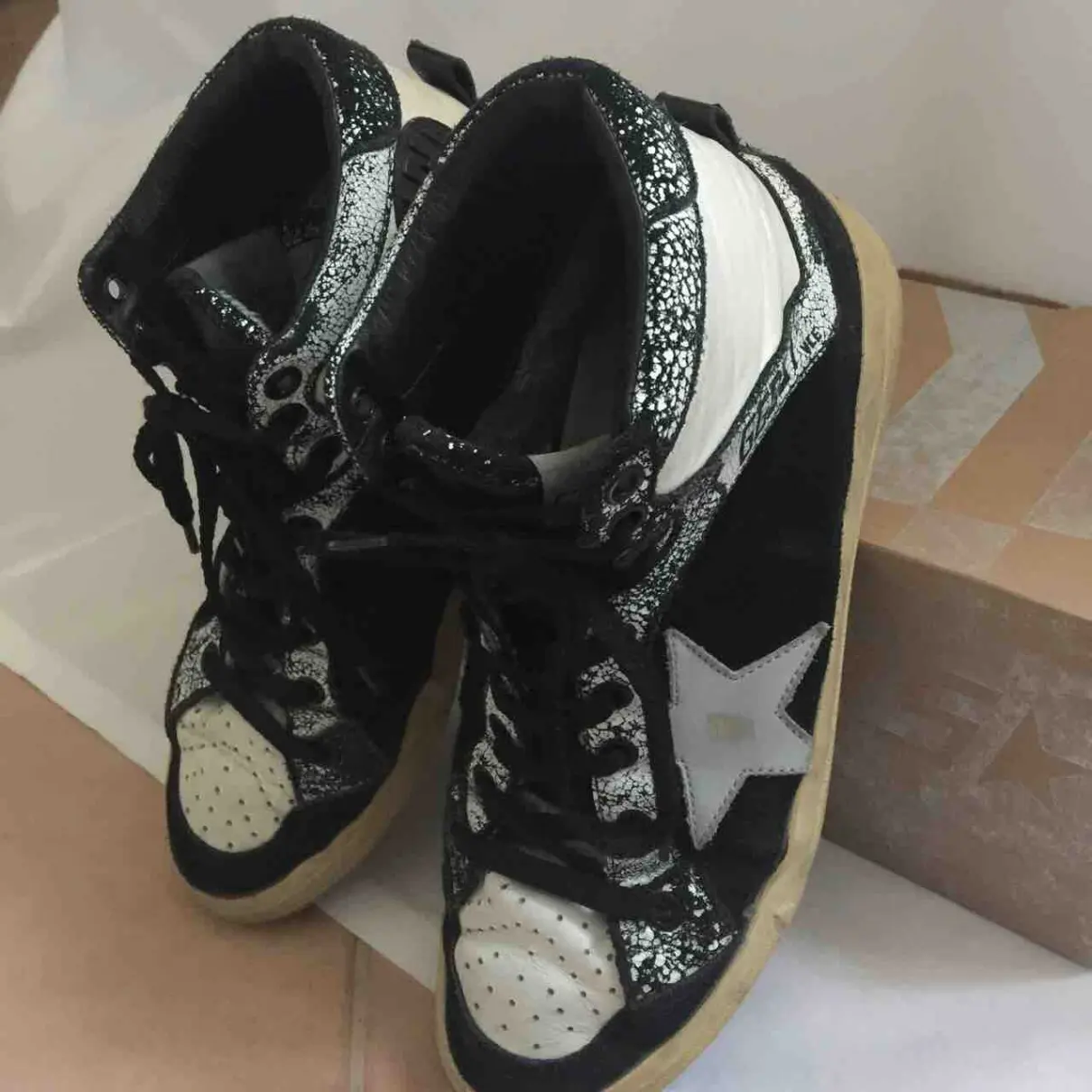 Buy Golden Goose 2.12 leather trainers online