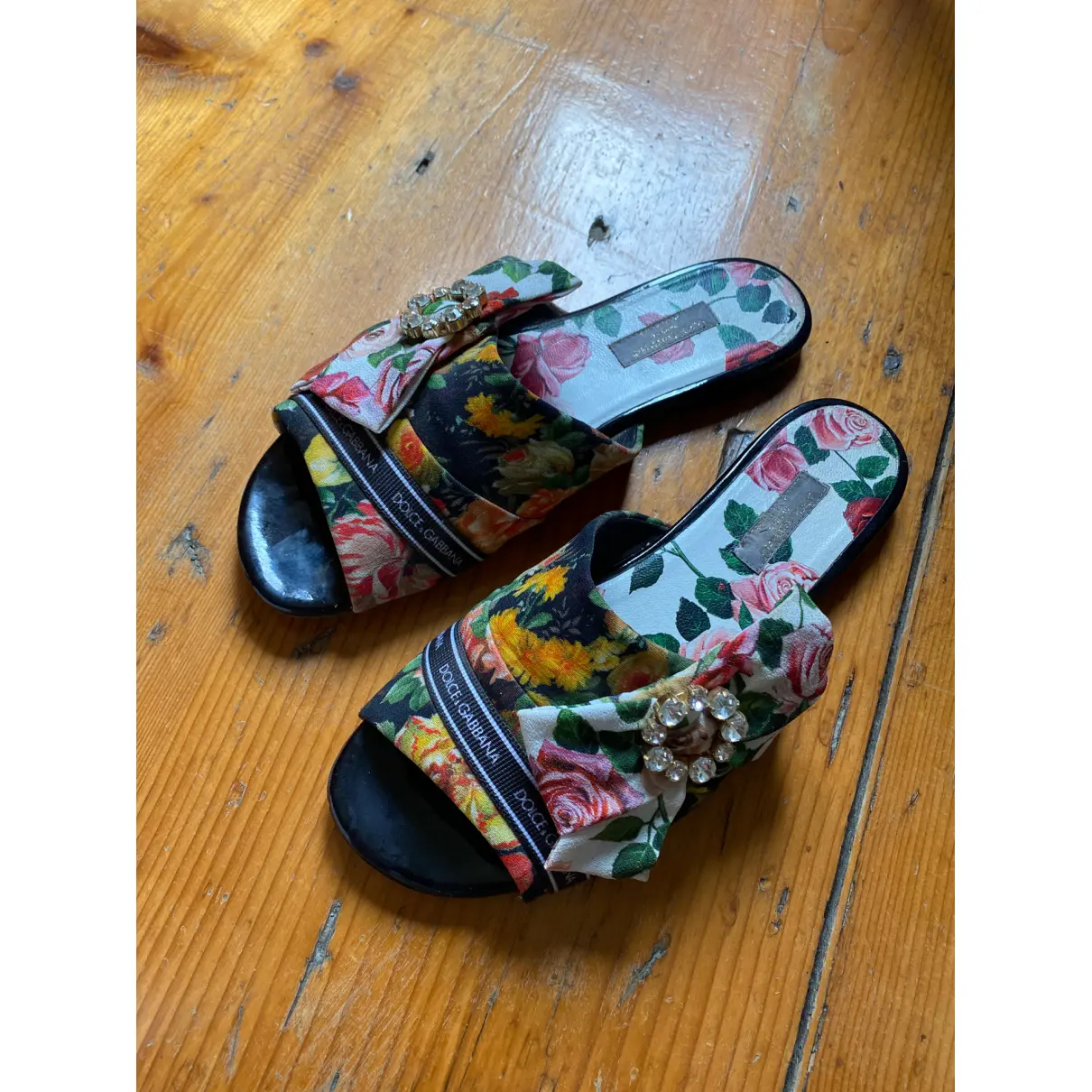Buy Dolce & Gabbana Leather mules online