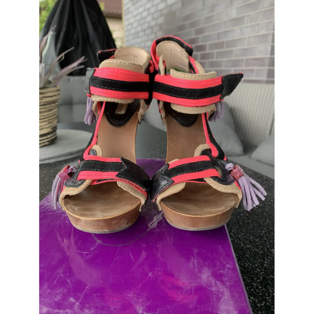 Buy Sasha Fabiani Leather sandal online