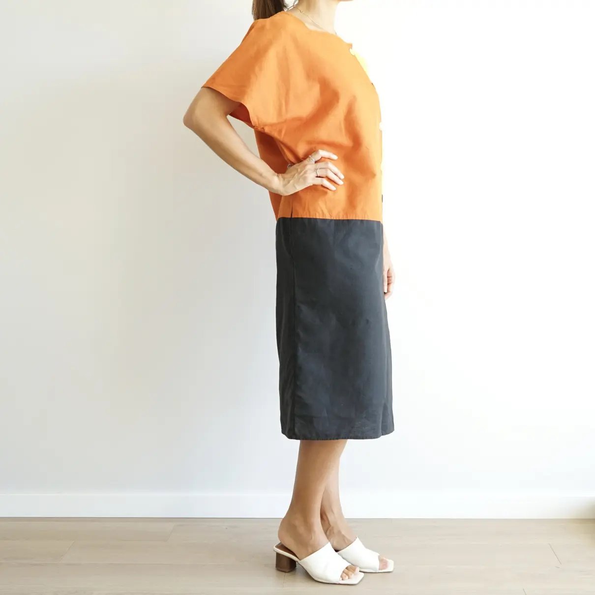 Linen mid-length dress Pierre Cardin - Vintage