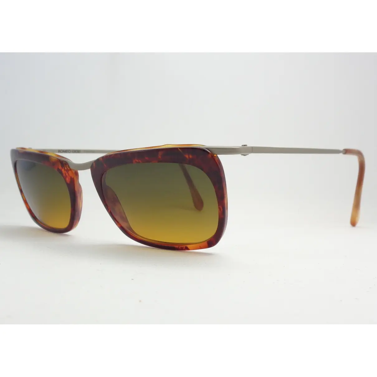 Buy Romeo Gigli Sunglasses online - Vintage