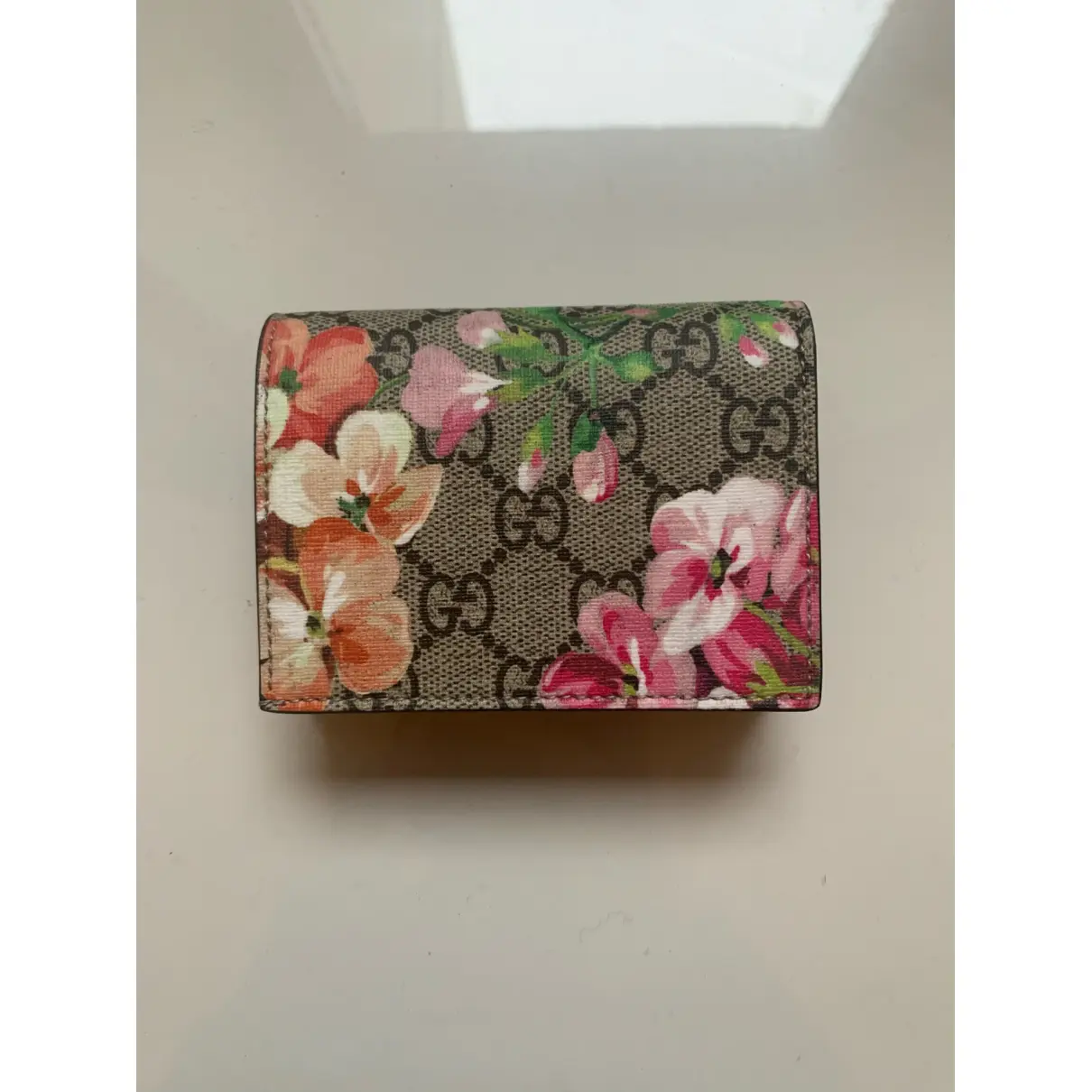 GG Blooms wallet Gucci