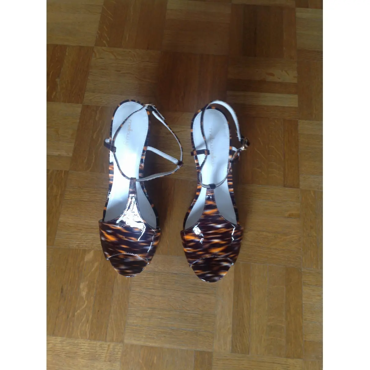 Buy Mellow Yellow PATENT LEATHER SANDALS online