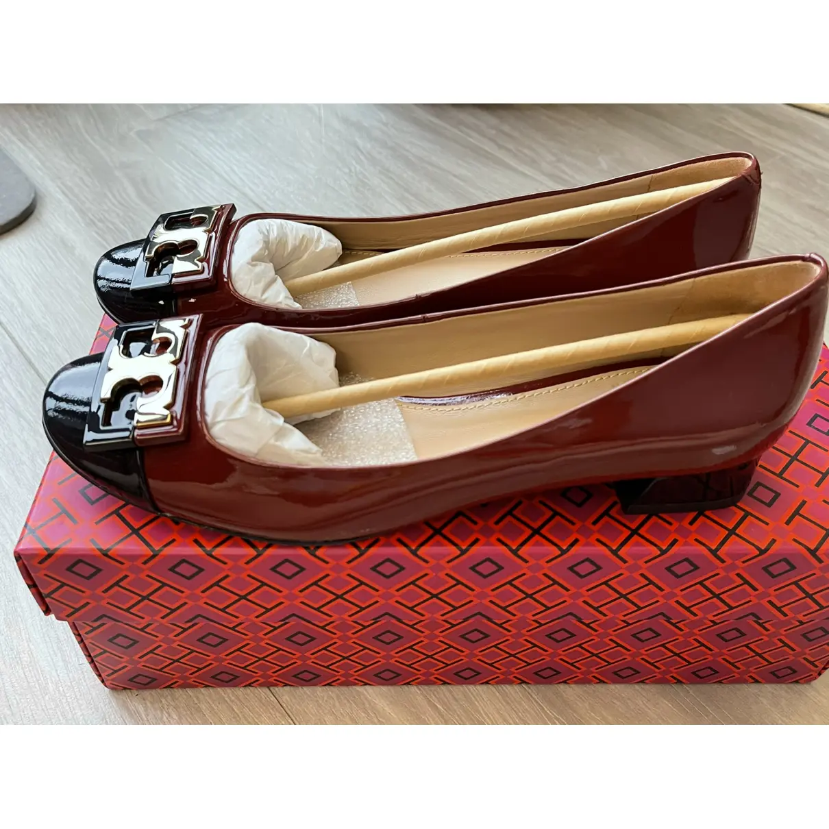 Buy Tory Burch Patent leather ballet flats online