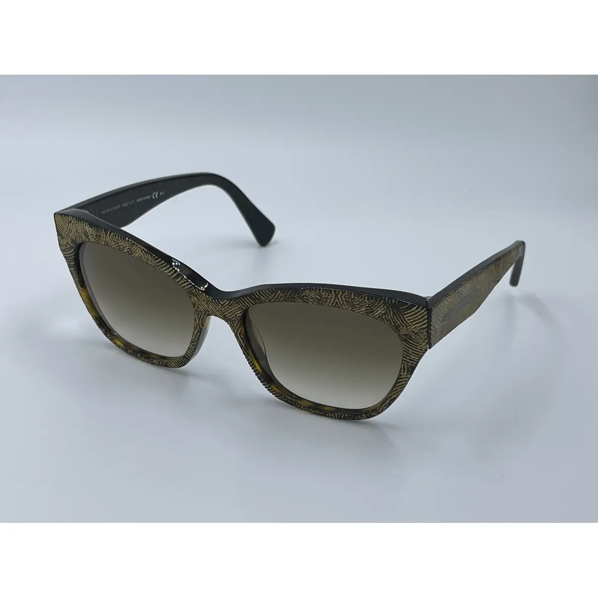 Buy Alexander McQueen Oversized sunglasses online