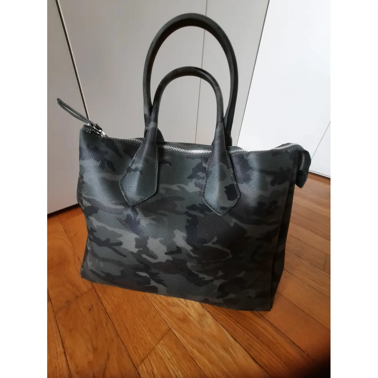 Buy Gianni Chiarini Handbag online