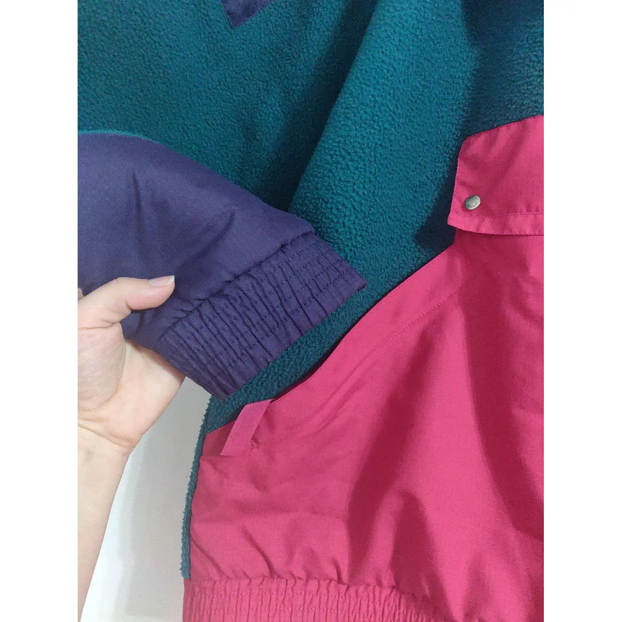 Buy Degre 7 Multicolour Polyester Knitwear & Sweatshirt online