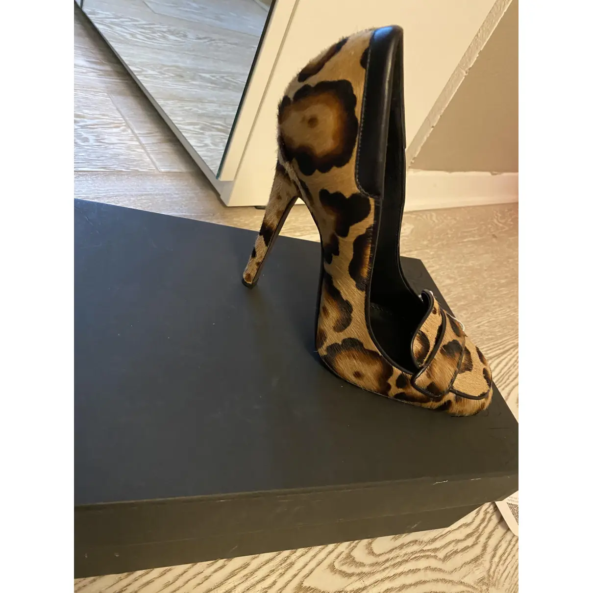 Buy Giambattista Valli Pony-style calfskin heels online