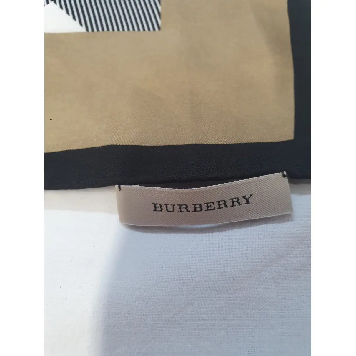 Buy Burberry Silk neckerchief online - Vintage
