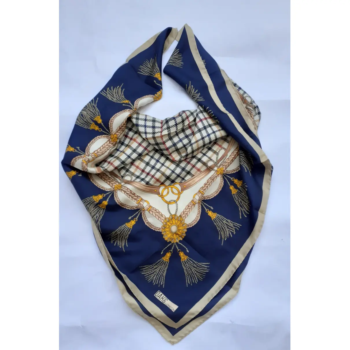 Buy Daks Silk neckerchief online - Vintage