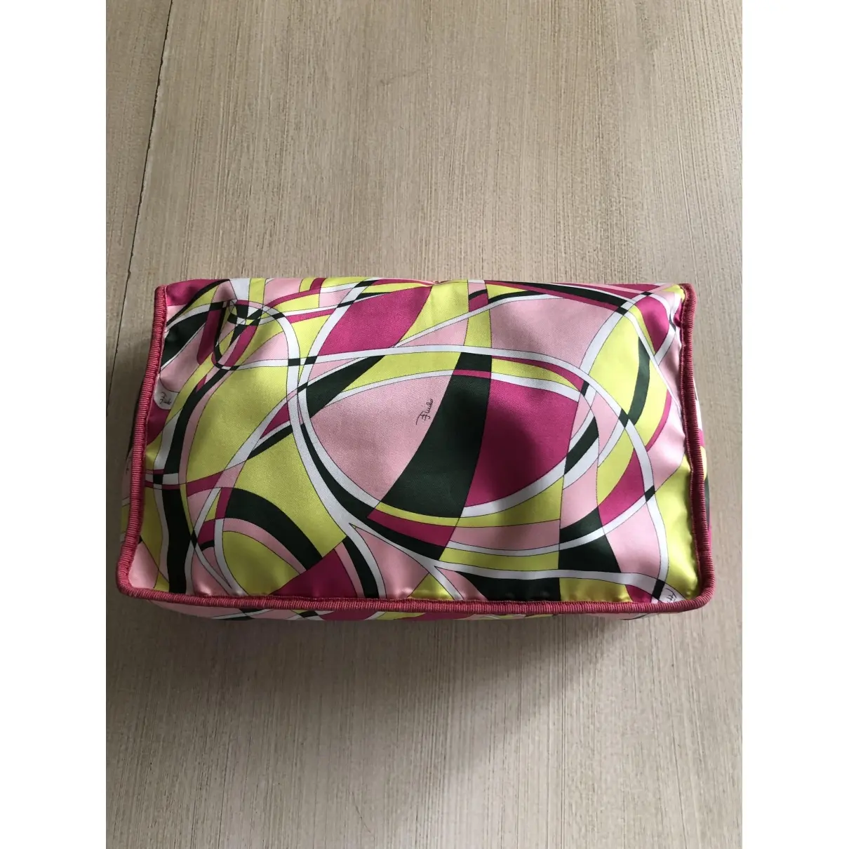 Emilio Pucci Silk travel bag for sale - Vintage