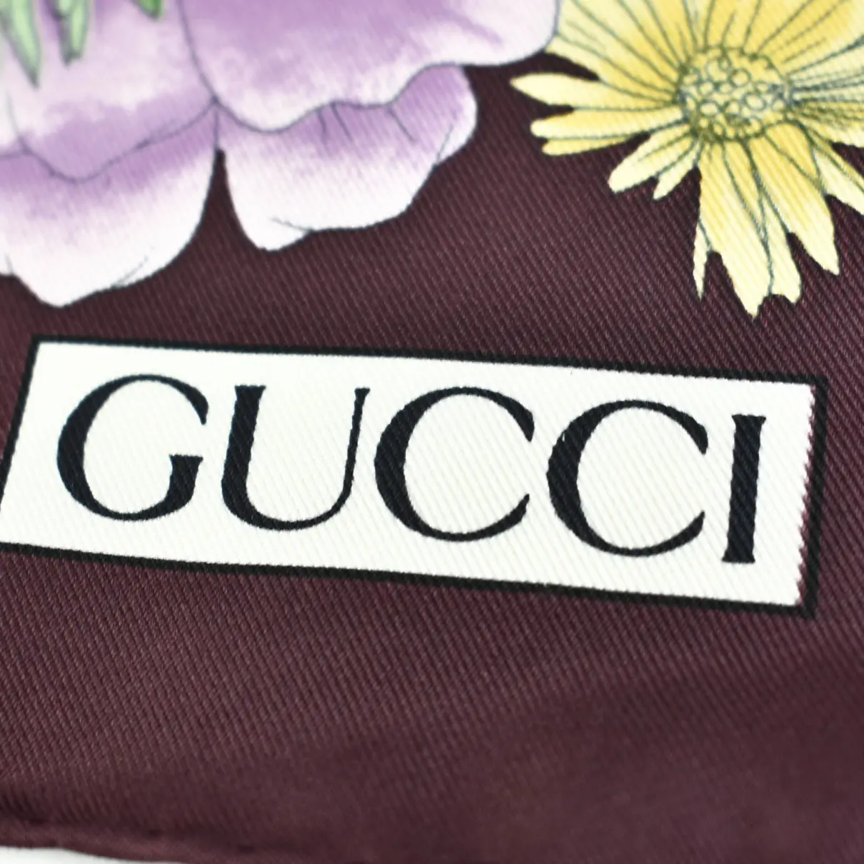 Silk scarf Gucci