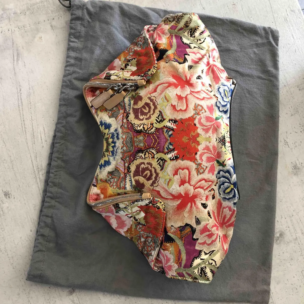 Buy Alexander McQueen Manta silk clutch bag online