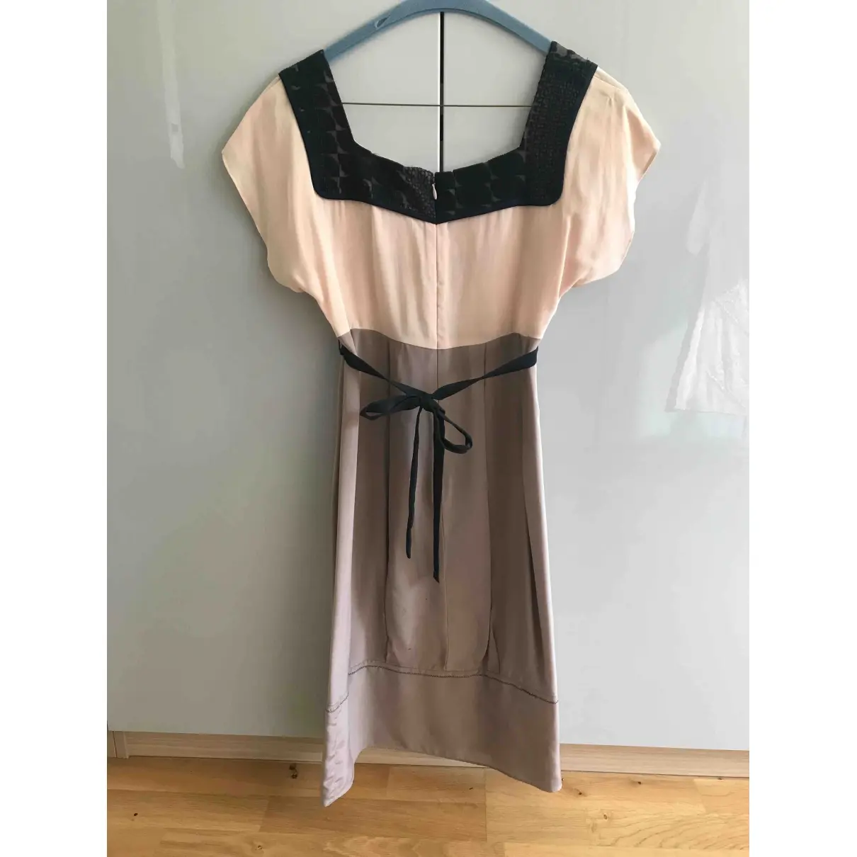 Buy Vena Cava Silk mid-length dress online