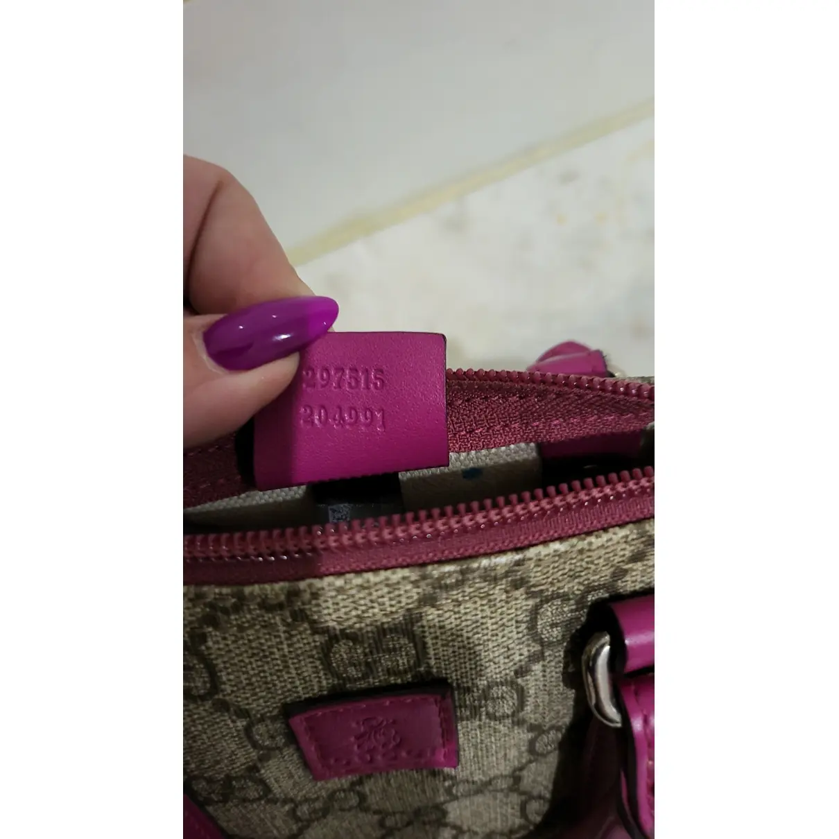 Bag & pencil case Gucci