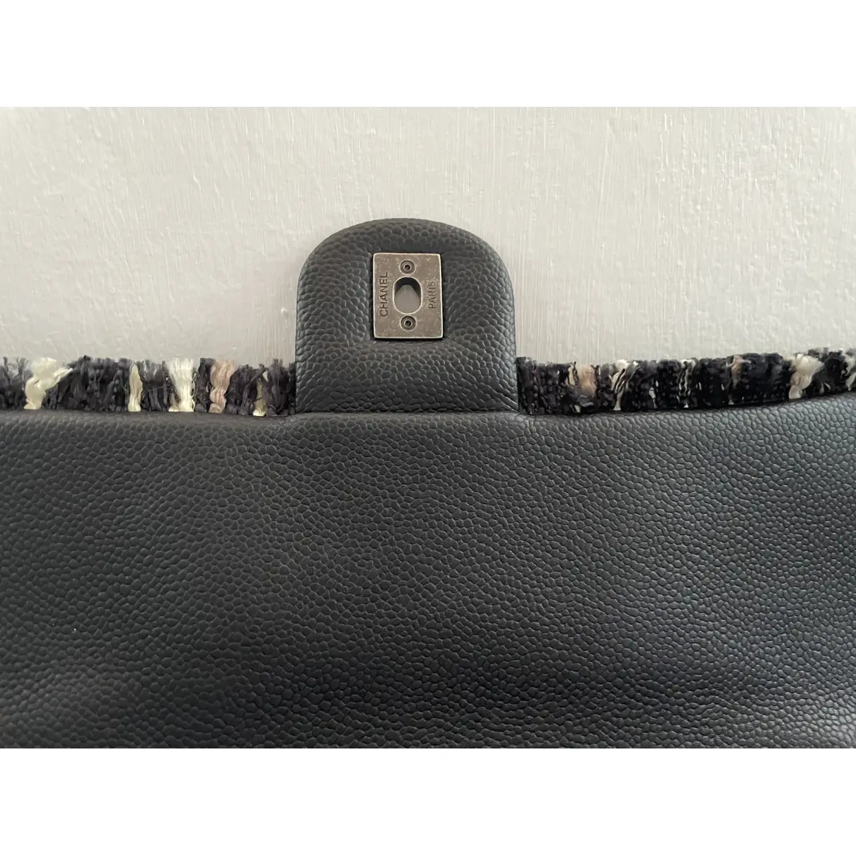 Business Affinity tweed handbag Chanel
