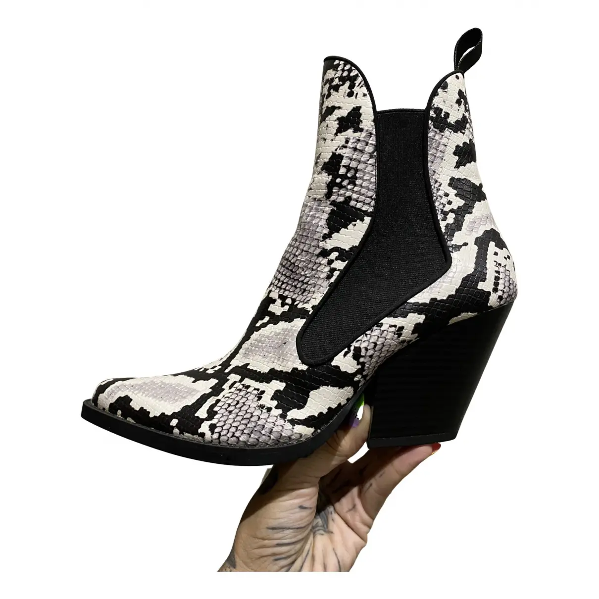 Buy Zara Vegan leather western boots online