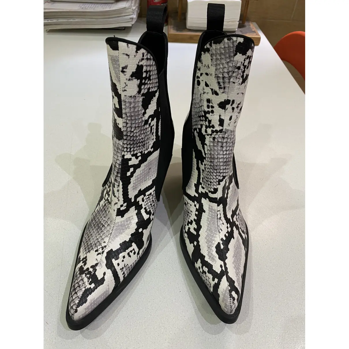Vegan leather western boots Zara