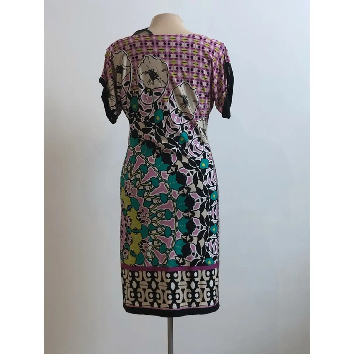 Buy Ana Alcazar Mid-length dress online