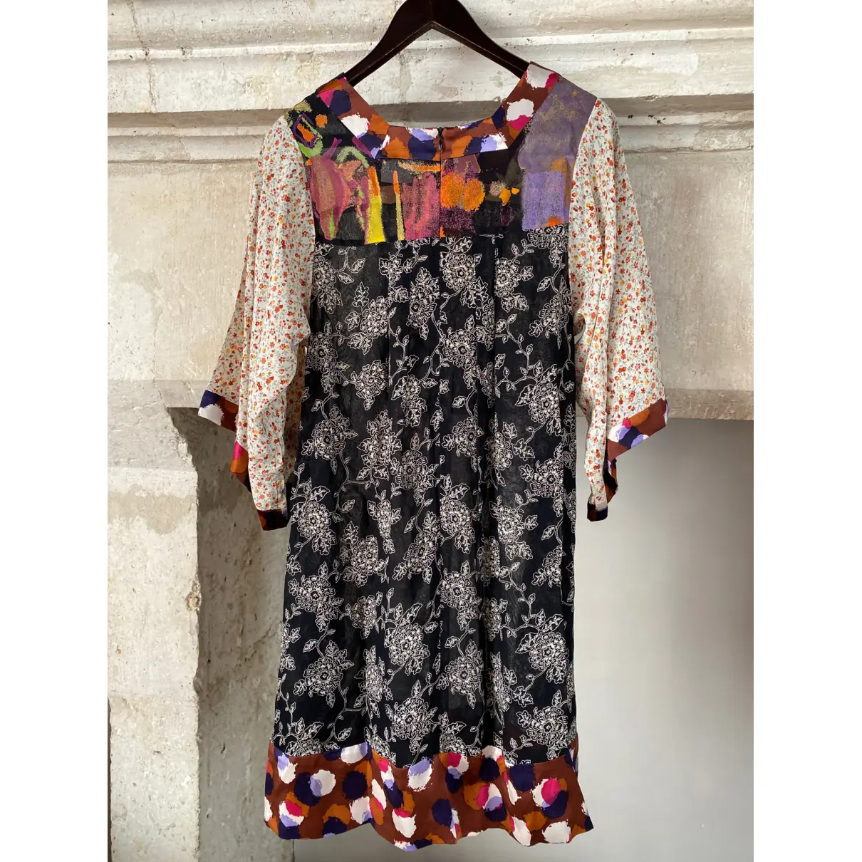 Buy Duro Olowu Mid-length dress online - Vintage