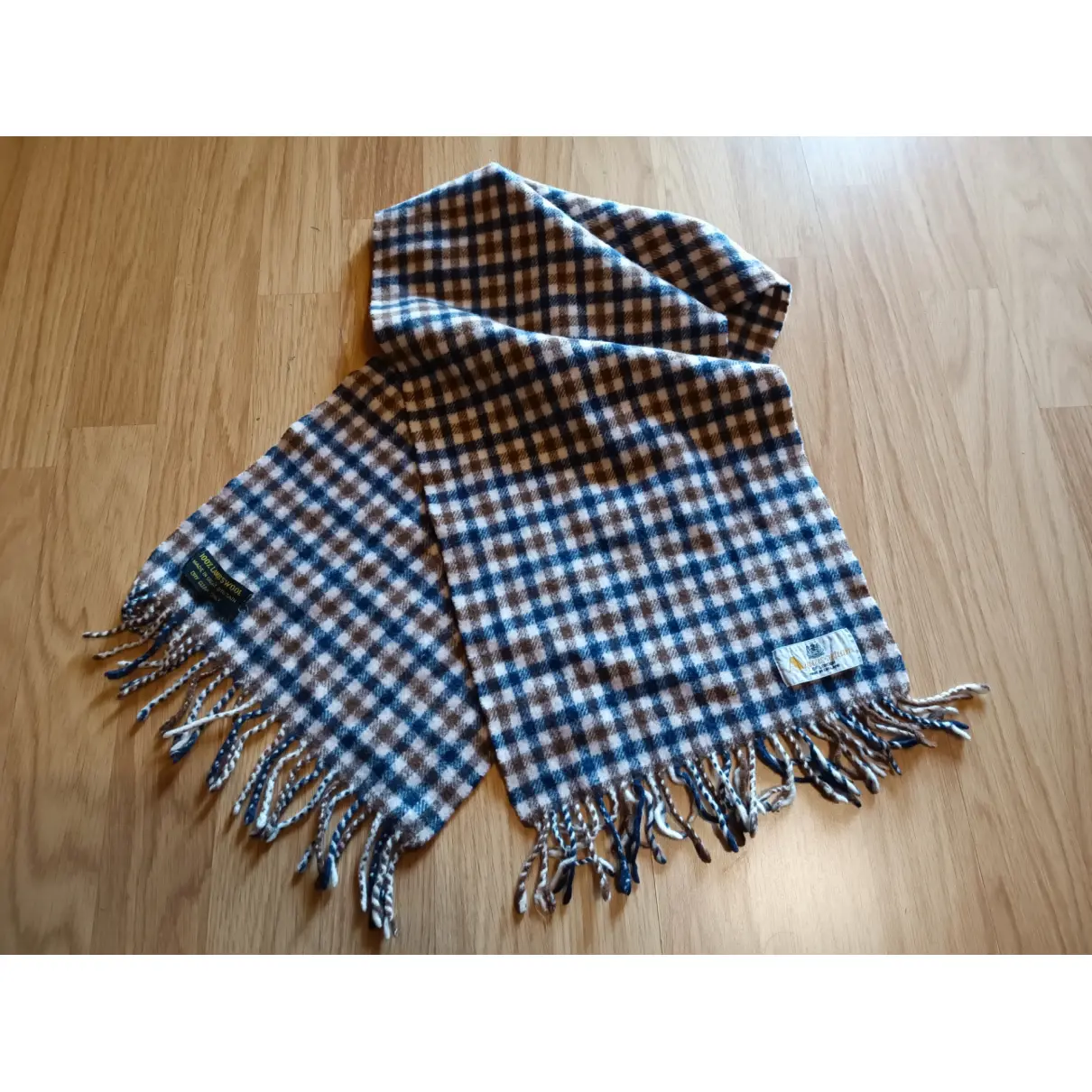 Buy Aquascutum Wool scarf online