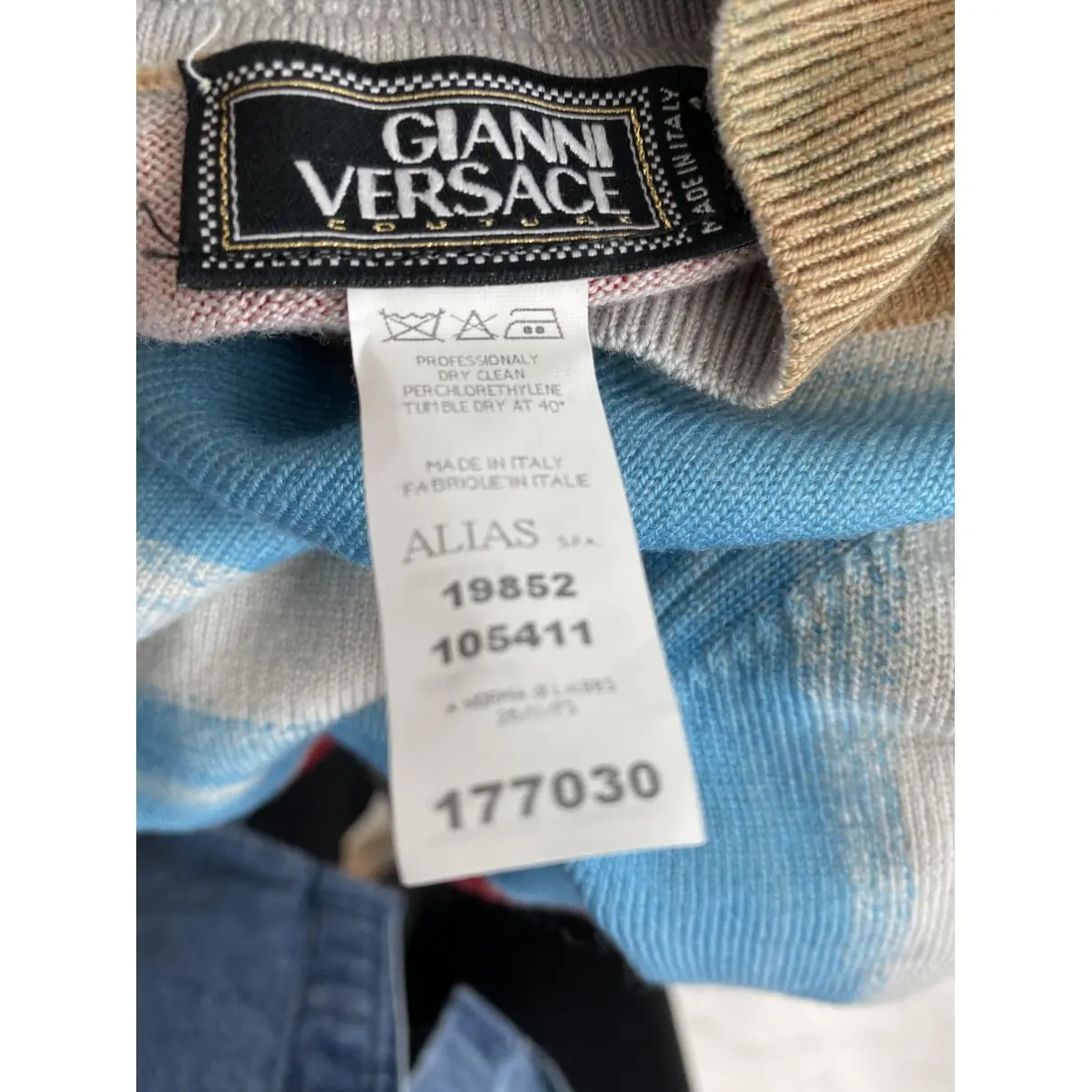 Gianni Versace Wool jumper for sale - Vintage